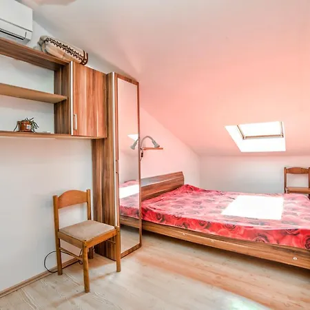 Vinka 3800 Rovinj